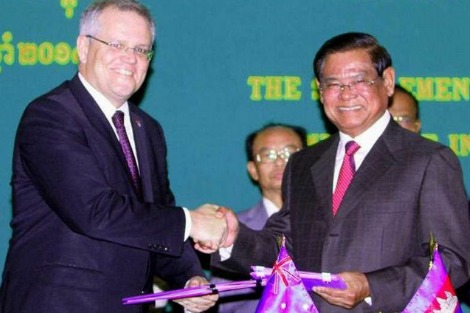 Cambodia's Deputy Prime Minister and Minister of Interior Sar Kheng and Australian Immigration Minister Scott Morrison