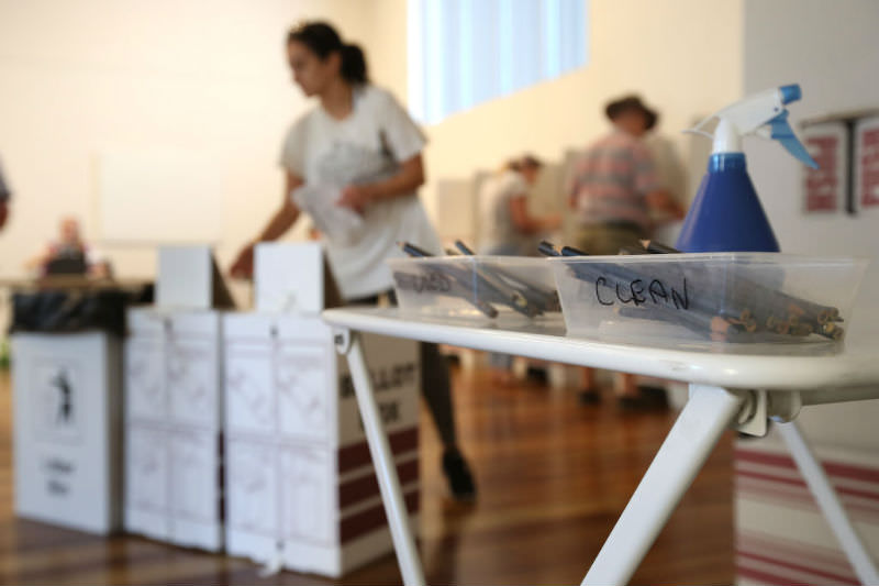 People vote at Queensland elections (Getty Images/Jono Searle)