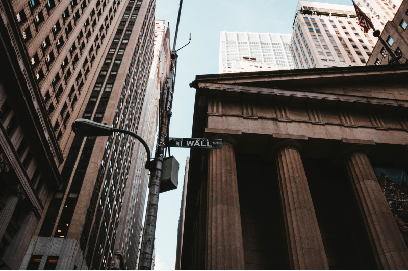 Main image: Wall Street (Unsplash/Aditya Vyas)