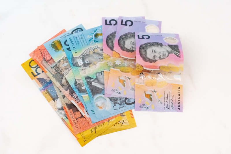  Main image: Australian banknotes (Melissa Walker Horn/Unsplash)
