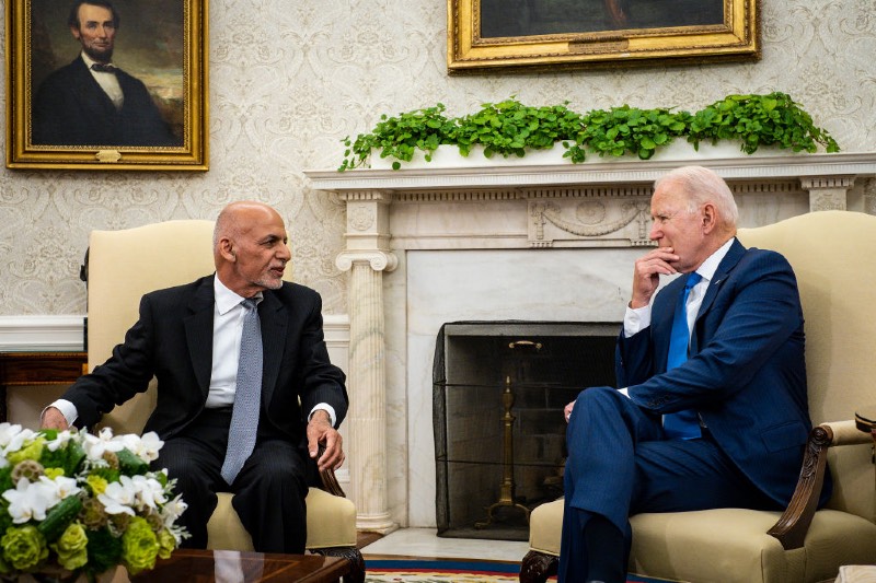 Main image: U.S. President Joe Biden (R) hosts Afghanistan President Ashraf Ghani in the Oval Office at the White House (Getty Images/Pool)