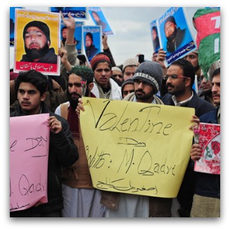 Salman Taseer's murderer Mumtaz Qadri's supporters outside court